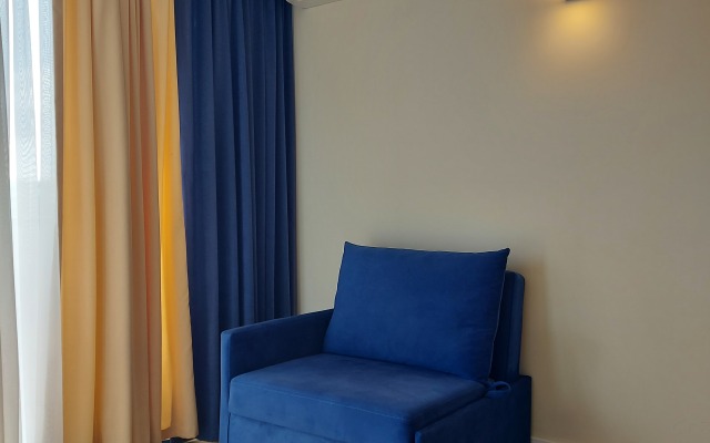 Studiya na 1 Linii dlya Treh Gostej Apart-Hotel