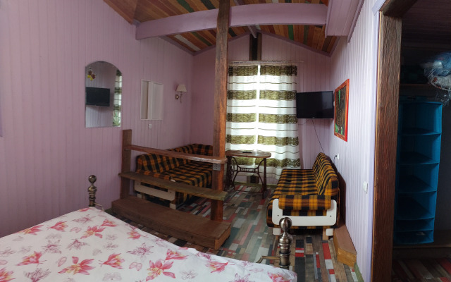 Usadba Guest House