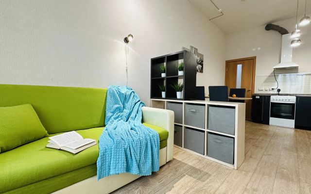 Ujutnaja Evro-dvuhkomnatnaja na 25 jetazhe Flat