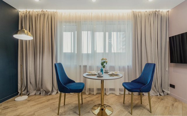 Апартаменты Дизайнерская Студия с Видом на Город на Заречной