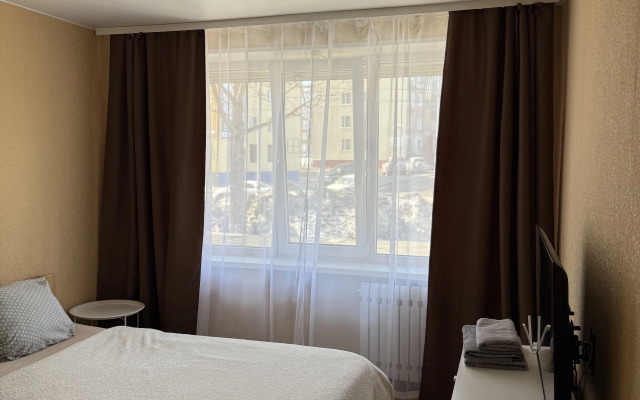 Na Prospekte Rybakov 2 Apartments