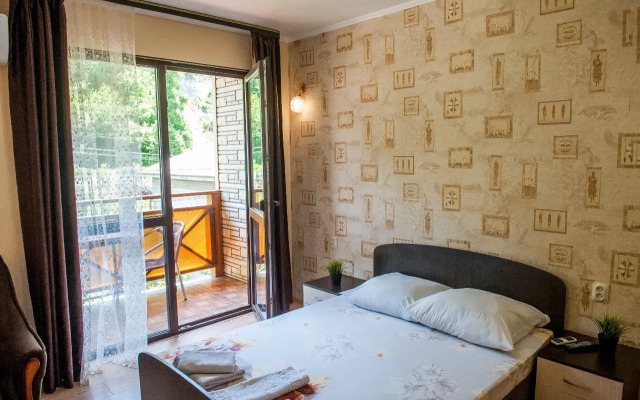 Stefaniya Guest House