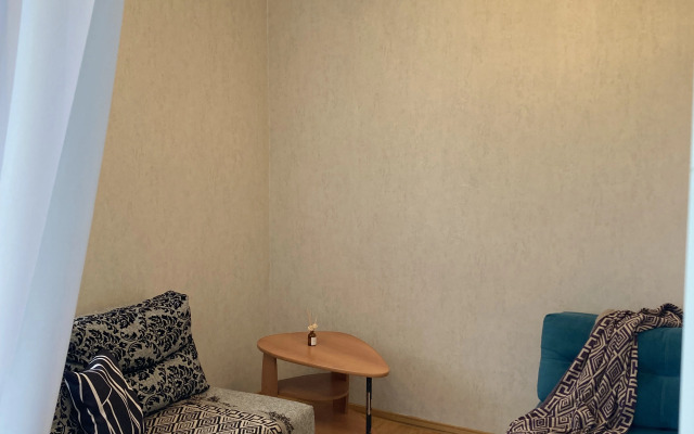 Апартаменты Двухкомнатные рядом сУВЗ, кинотеатр Россия