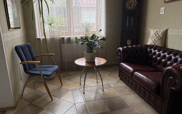 3-Kh Kvartira V Tsentre Goroda Flat