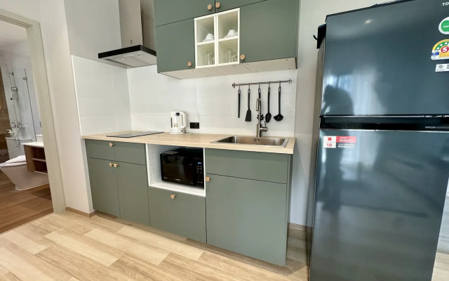 The Titie Halo1 Apartments