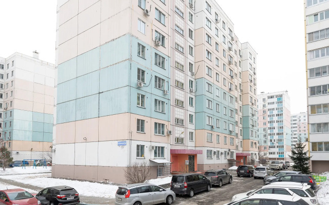 DeNoch na Rabochem Gorodke Flat