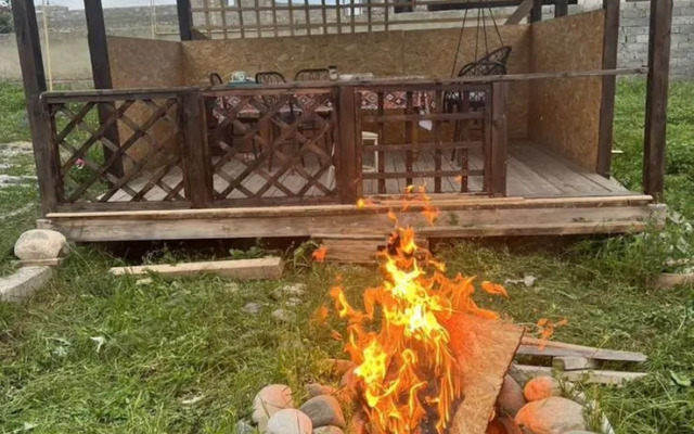 Жилые помещения у водопада Тобот