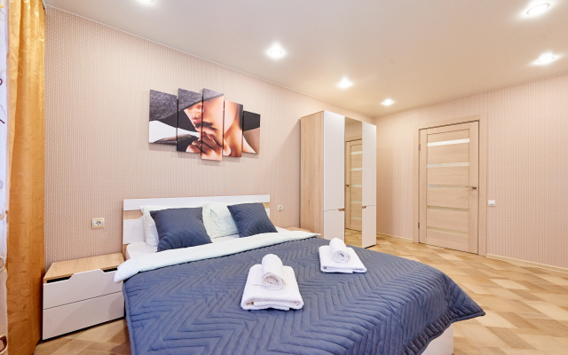 Двухкомнатные Апартаменты Sutki VIP на Тамбовской