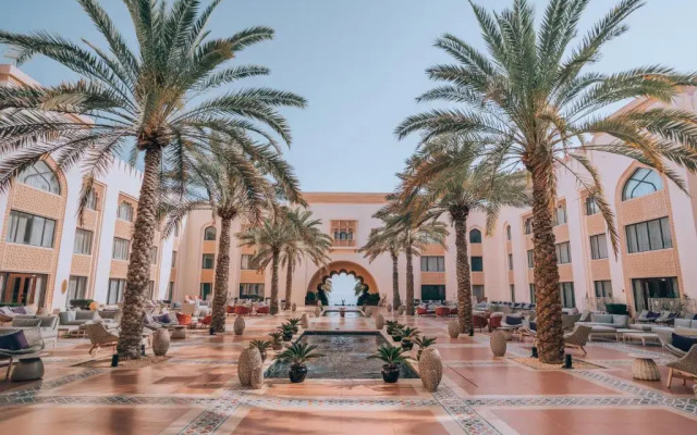Отель Shangri-La Al Husn Muscat Adults Only