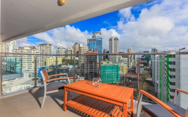 Penthouse With Balcony And Panorama View Apartments