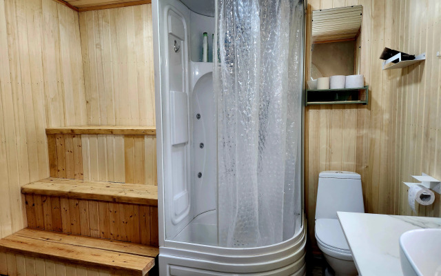 Частный дом Загородный дом с верандой возле Финского залива