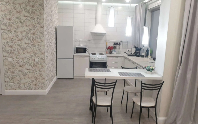 Квартира на Байкальской улице 208