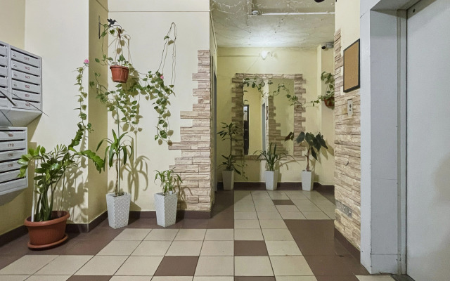 Апартаменты Шикарная двухкомнатная квартира с раздельными комнатами и балконом