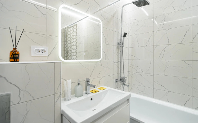 S Panoramnymi Oknami Na Naberezhnoy Reki Apartments