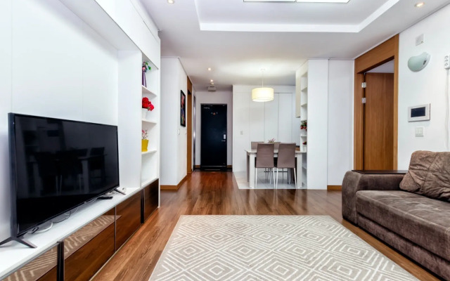 Na Prospekte Kabanbay Batyra 43 block B Apartments