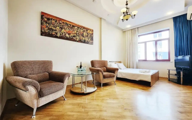 F1 View in Boulevard 4 Apartments