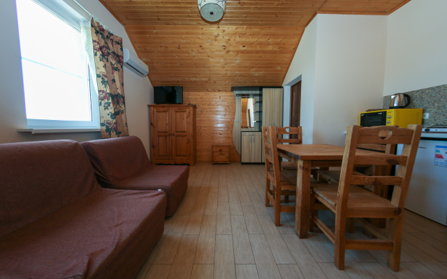 Arina Guest house