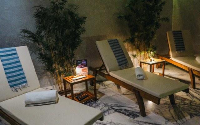 Armis Hotel