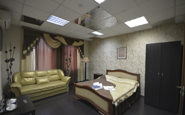 Marshal Hotel
