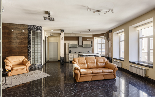 Апартаменты  1912 в мраморном стиле