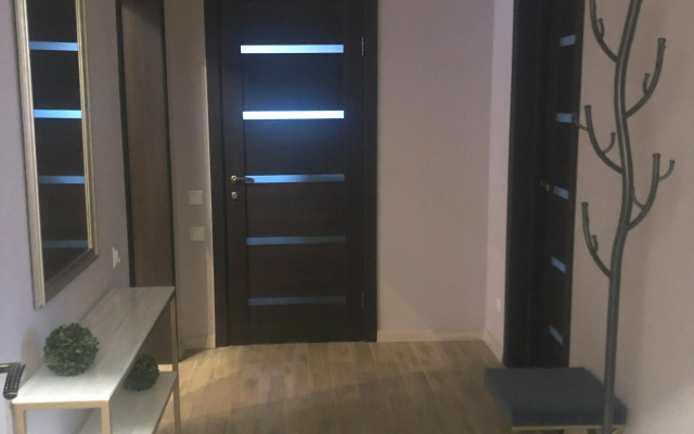 S Kaminom I Saunoy U Ozera Private House