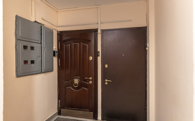 S Konditsionerom Vozle Kievskogo Vokzala Flat