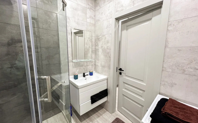 Apart Mv Na Sovestkoy 123/2 Apartment