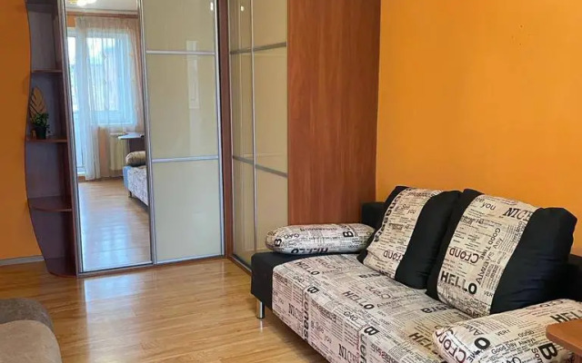 Квартира 2-комнатная с балконом в центре на Ленина