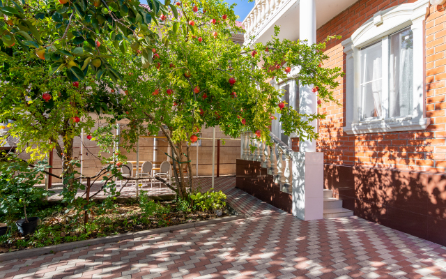 Malakhit Plus Guest House