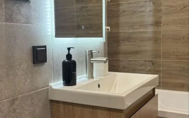 Апартаменты студия на Ивана Беличенко 97