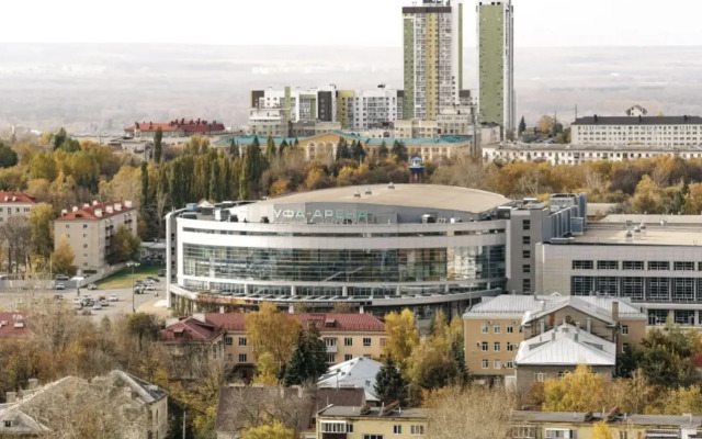 Roskoshnaya Flat