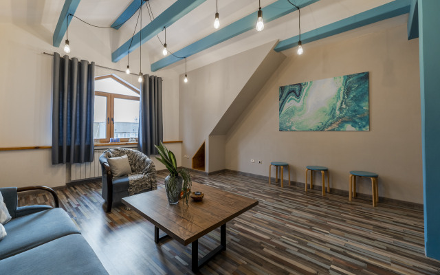 Апартаменты двухуровневые в тихом районе Амалиенау