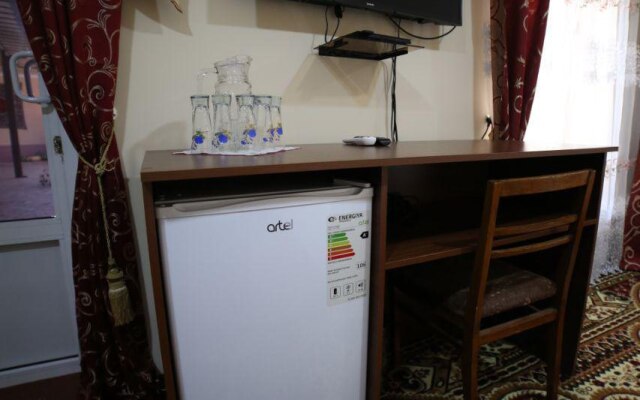 Firuza Guest House