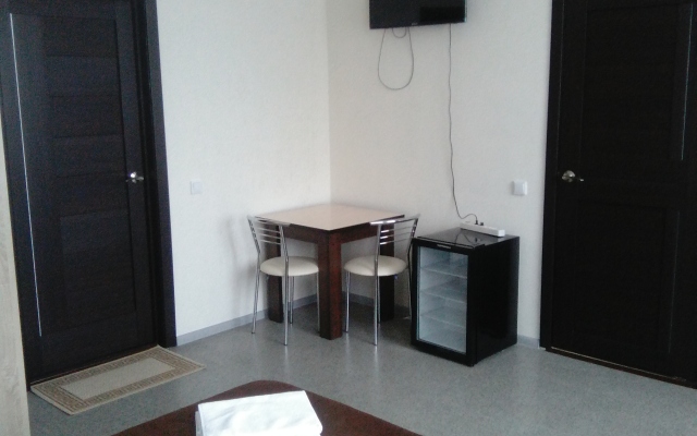 Yo-Moyo Hotel