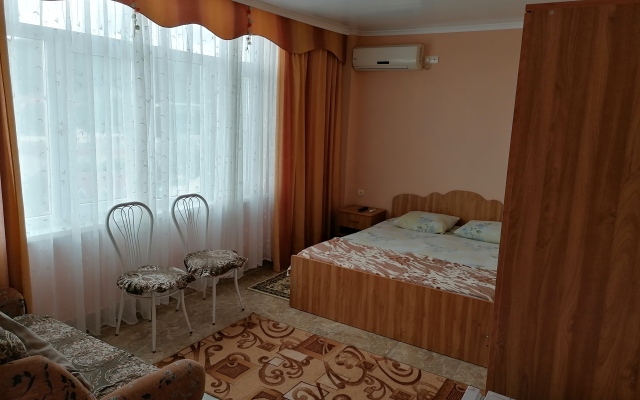 Skazochny Mir Guest House