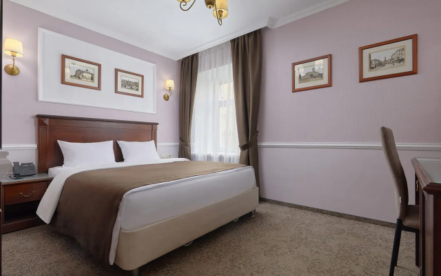 Staryij Gorod Hotel