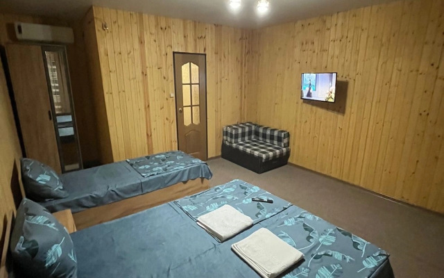 Delis Guest House