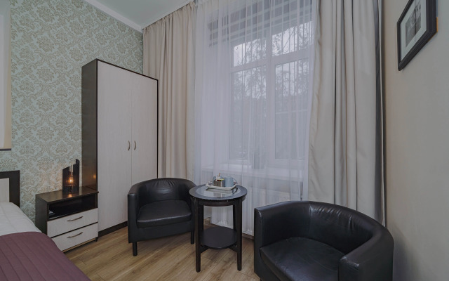 Отель Априори