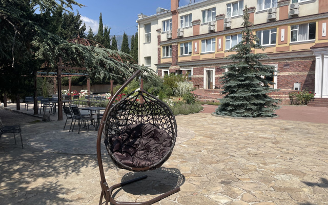 Hotel Akvani