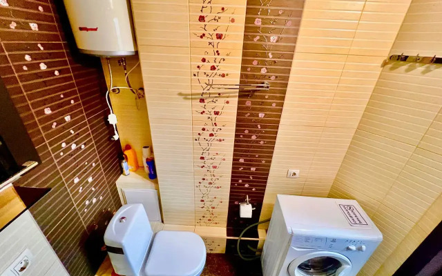 Centr vostok otlichnaja na Odesskaja 44k1 Apartments