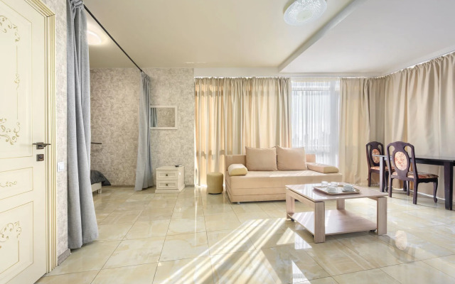 Отель Наири