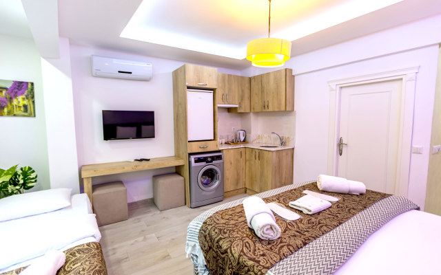 Loren Hotel & Suites
