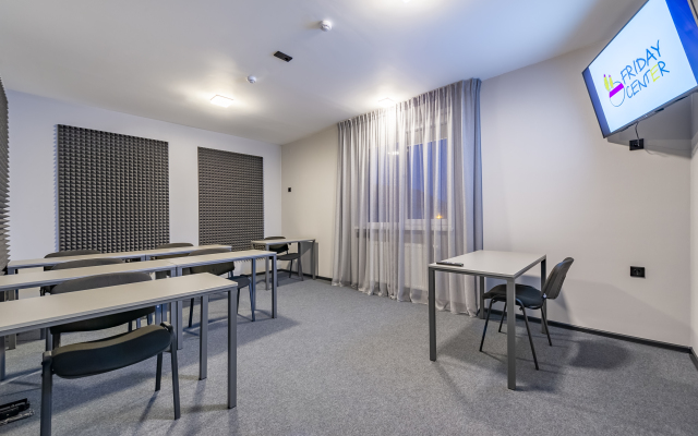 Friday Center Hostel