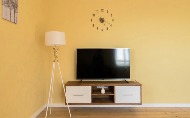 Квартира Просторная квартира с двумя отдельными спальнями и кухней