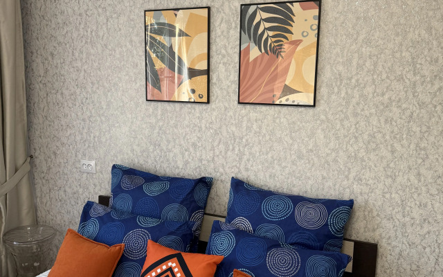 Квартира Уютная трёшка в центре города - фото 2