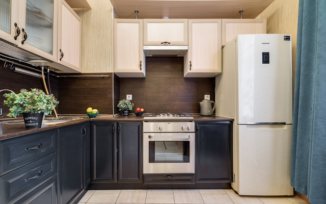 Квартира Трёхкомнатная на Петроградской