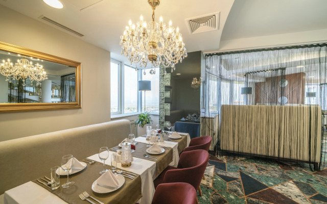 Realliance Samara Hotel (Ex Renaissance Samara)