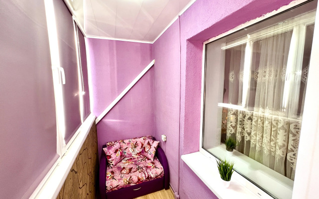 Апартаменты двухкомнатные (на ул.Санфировой, 99)