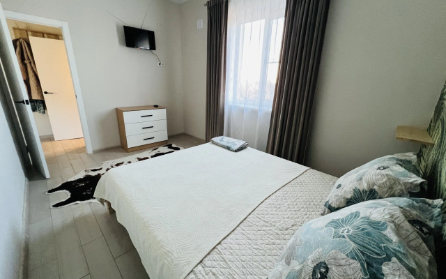 Dlya Dvoikh Flat