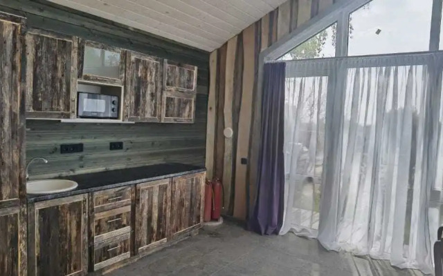 V Kvartale Drevoparky 72v Private House